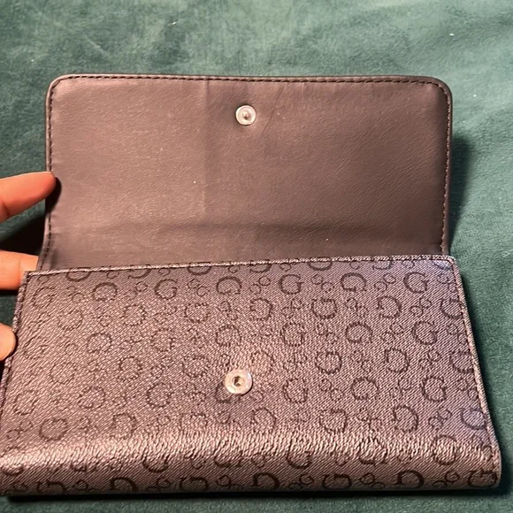 Guess envelope wallet - Picture 2 of 4